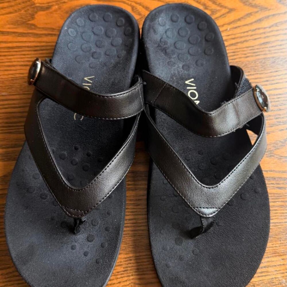Vionic Women's Black Sandals